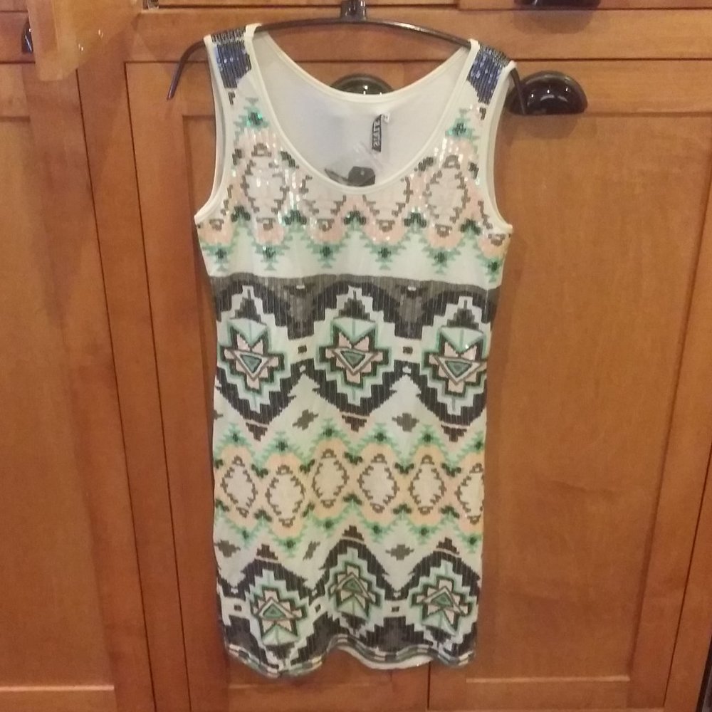 New Style Sequin Lined Dress Medium